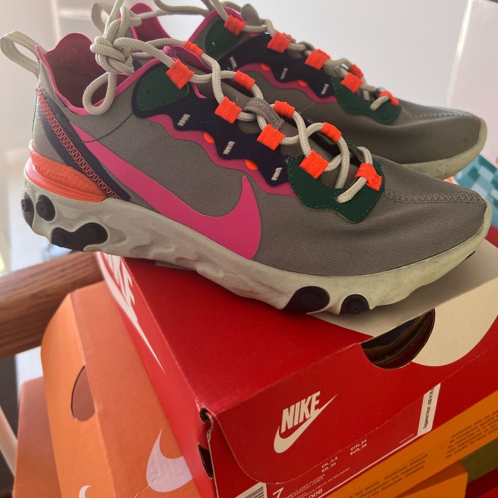 Women Nike